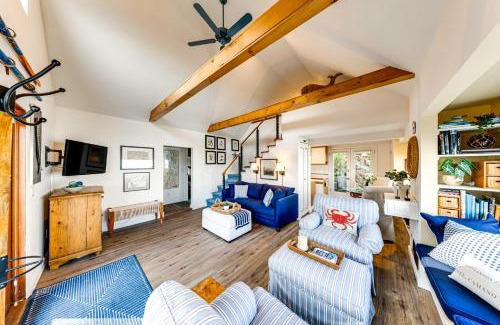 Camano Island Casa | Waterfront Gem with 2 Patios on Camano Island