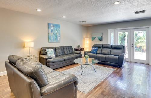 Orient Park Casa | Waterfront Gem with Pool, Dock and Lanai in Tampa!
