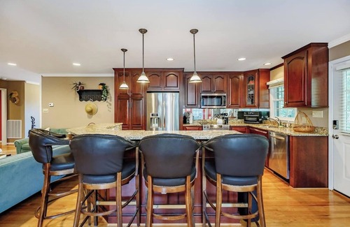 Troutman Casa | Waterfront Getaway on Quiet Cove