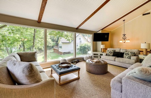 Afton Casa | Waterfront Haven with Deck on Monkey Island!