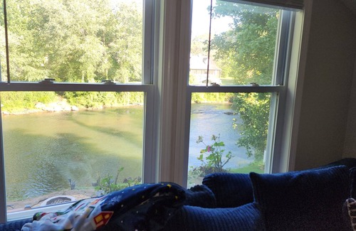 Murphy Casa | Waterfront Home, 3 BR, 2 Bath, HOT TUB, Pet-Friendly, Fishing, Fire Pit