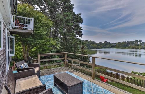 West Chatham Casa | WATERFRONT home close to Downtown Chatham!