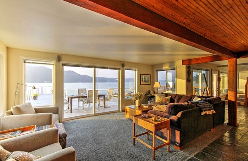 Union Casa | Waterfront 3BR Home en 'Gold Coast' de Hood Canal!