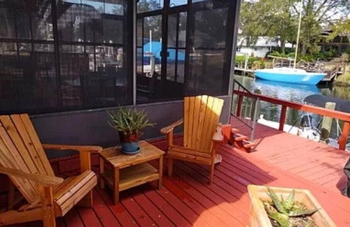 Riverhaven Village Casa | Waterfront home