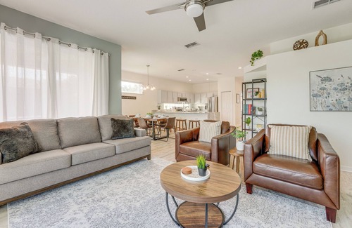 Sunset Lakes Casa | Waterfront Home w/ Private Pool: 5 Mi to Disney!