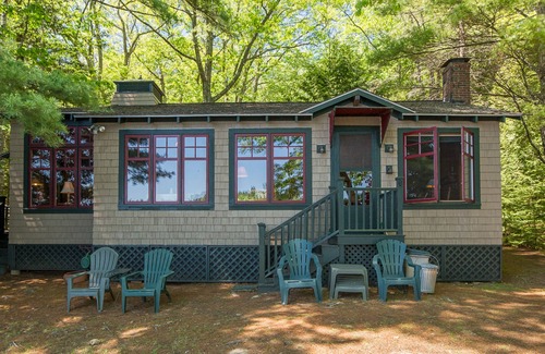 Lincolnville Cabaña | Waterfront home with pond views - dock, canoe, washer/dryer & full kitchen
