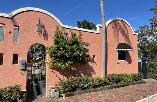 Clearwater Apartamento | CASA FRENTE AL AGUA CON HABITACIÓN PRIVADA PARA HUÉSPEDES CON ENTRADA PRIVADA DISPONIBLE