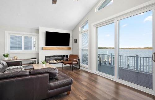 Ocean Pines Casa | Waterfront Home with Views, Hot Tub in Ocean Pines!