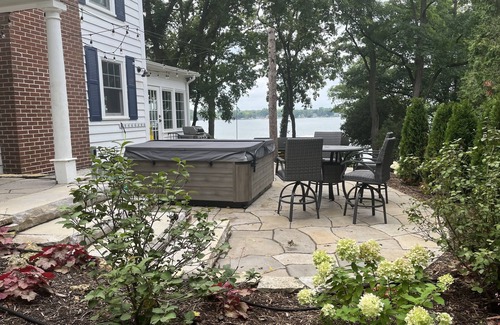 Twin Lakes Casa | Waterfront home with private hot tub and pier on Lake Elizabeth!