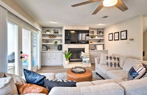 Horseshoe Bay Casa | Waterfront Horseshoe Bay Retreat with Game Room!