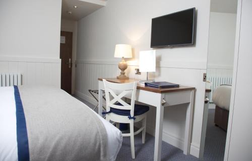 Dungloe Hotel | Waterfront Hotel Dungloe