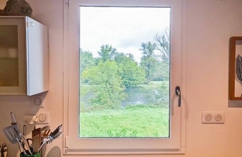 Vayrac Casa | WATERFRONT HOUSE