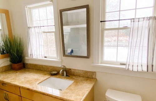 Kenmore Casa | Waterfront House in Kenmore