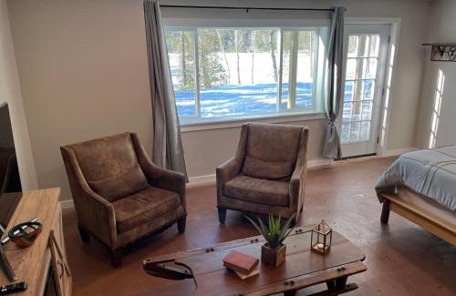 Ray Brook Apartamento | Waterfront In Law Suite on Wolf Pond