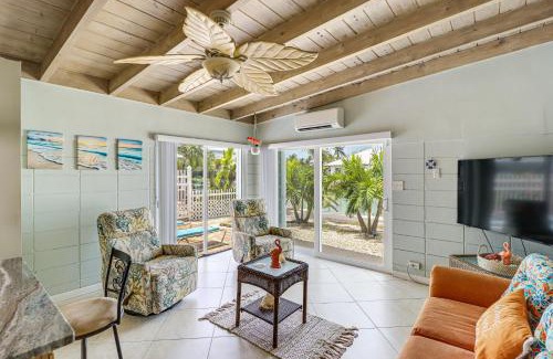 Key Colony Beach Casa | Waterfront Key Colony Beach Home with Golf Cart!