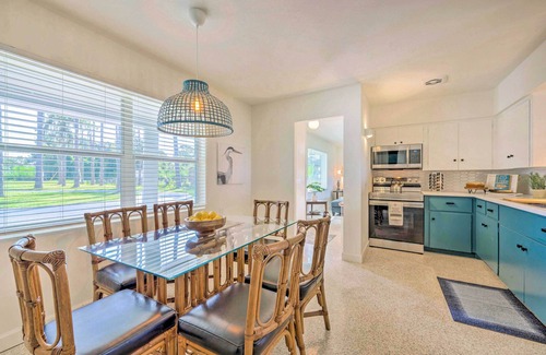 Tavares Casa | Waterfront Lake Dora Escape w/ Private Dock & Slip
