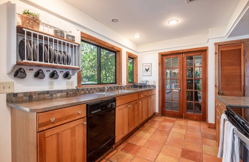 Lake Magdalene Casa | 6 Acre Lakefront Farmhouse W / SKI LAKE ACCESS, Kayak, SUP y Bass Fishing