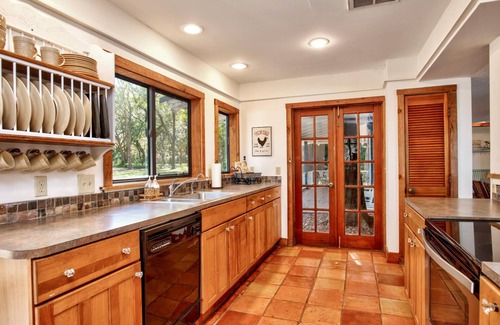 Lake Magdalene Casa | 6 Acre Lakefront Farmhouse W / SKI LAKE ACCESS, Kayak, SUP y Bass Fishing