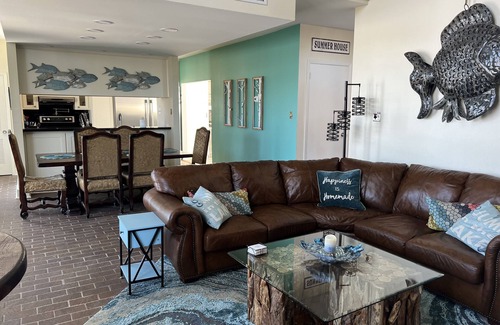 Pointblank Casa | Waterfront lake house, huge deck, king beds, family friendly on Lake Livingston!