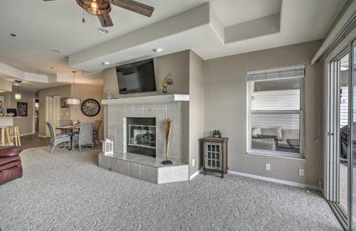 Lake Ozark Apartamento | Waterfront Lake Ozark Condo with Pool Access