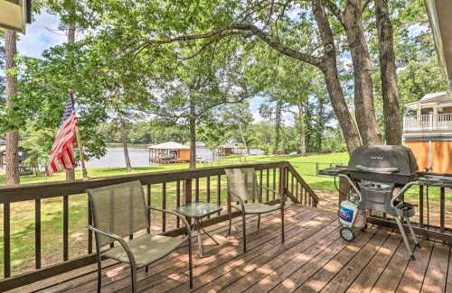 Milledgeville Casa | Waterfront Lake Sinclair Home with Boat Dock!