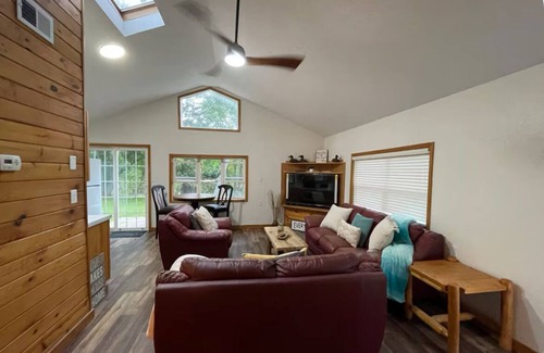 Eau Claire Casa | Waterfront legacy farm cottage house with WiFi, AC in lovely Eau Claire