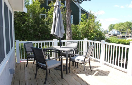 Gloucester Casa | 3b / 1. 5ba Annisquam Waterfront Living con impresionantes vistas, hermosa decoración, kayaks