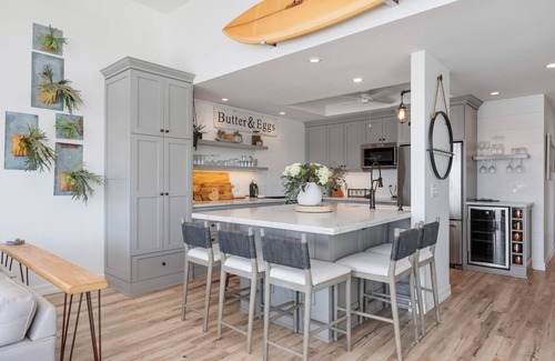 Carlsbad Apartamento | Waterfront Luxury Condo - Relaxing Escape
