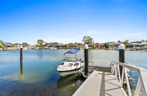 St Huberts Island Casa | Waterfront Luxury Pool-Spa-Jetty-Pool Table
