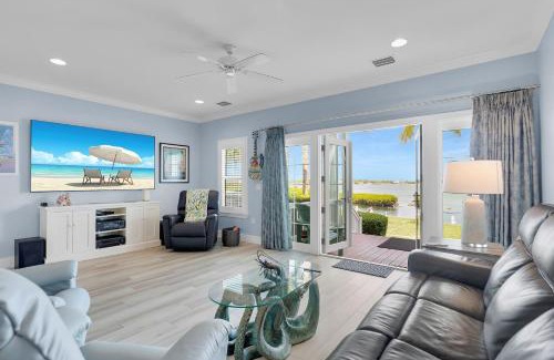 Coral Lagoon Casa | Waterfront luxury Villa 59 with sunset views and boat slip townhouse