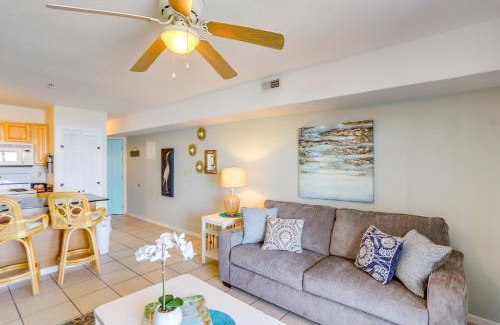 Put-in-Bay Apartamento | Waterfront Middle Bass Condo with Pool Access!