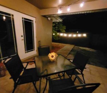 Interchange Square Apartamento | Waterfront Oasis! Minutes to beaches/downtown!