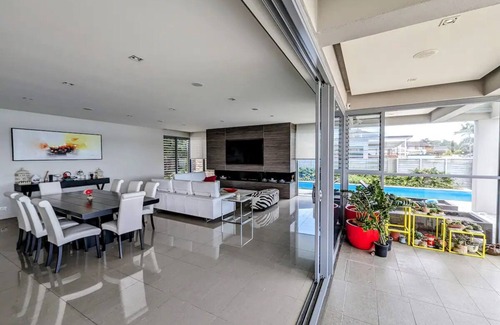 Kogarah Bay Casa | Waterfront Oasis - Panoramic Views | Infinity Pool
