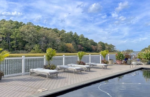 North Shores Casa | Waterfront Oasis in North Shores!