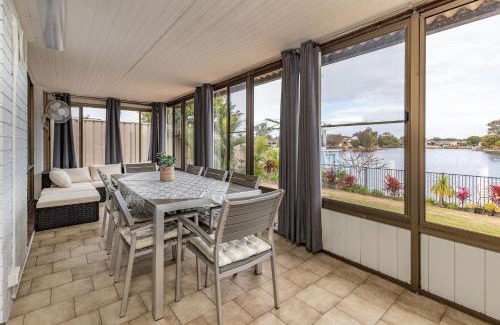 Forster Casa | Waterfront on Forster Keys