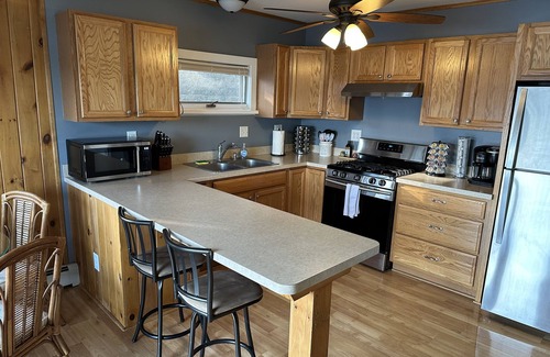 Queensbury Casa | Waterfront on Lake Sunnyside near Lake George!