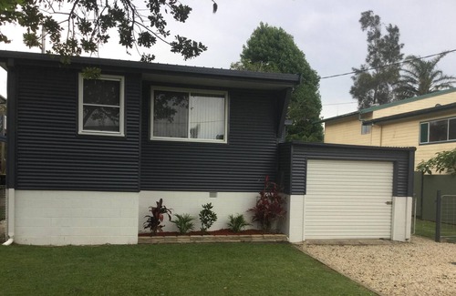 Urunga Casa | Frente al agua en el río Kalang, Urunga, NSW