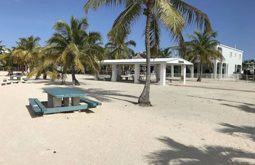 Key Largo Village Casa | Waterfront paradise with private community beach within walking distance.