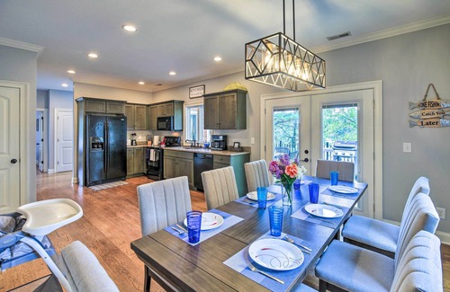 Piney Flats Casa | Waterfront Piney Flats Home w/ Private Dock!