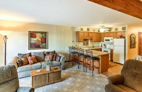 Port Clinton Apartamento | Waterfront Port Clinton Condo with Pool Access!