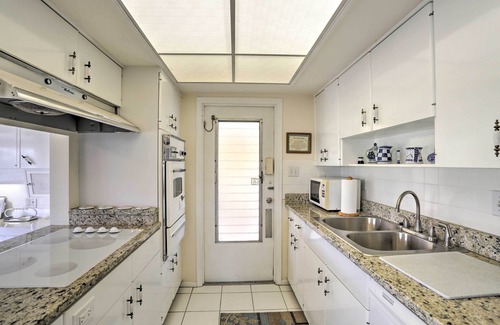 Edgewater Cabaña | ¡NUEVO! Waterfront Port Charlotte Cottage w / Dock!