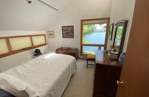 New Durham Cabina | Waterfront Property on Merrymeeting Lake