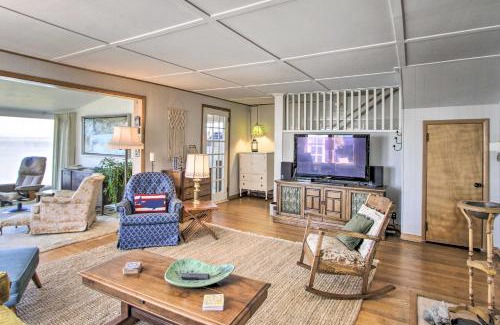 University Place Casa | Waterfront Puget Sound Retreat Steps to Beach!