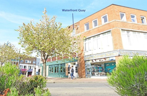 Gosport Apartamento | Waterfront Quay - Apartamento de 2 dormitorios con vistas al puerto para 4 personas (+2)