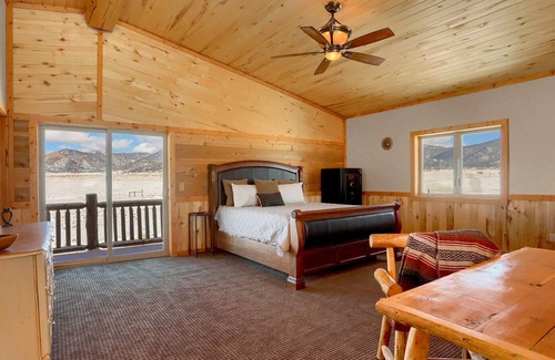 Lake George Casa | Waterfront Ranch Cabin w/Jacuzzi & Mountain Views