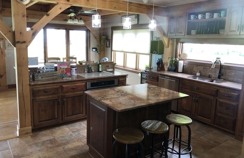 Green Bay Casa | Waterfront Retreat + Kayaks, Canoe, and Easy Water Access