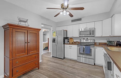 Inverness Casa | Waterfront Retreat W/ Canal Access 3 Bedroom Home