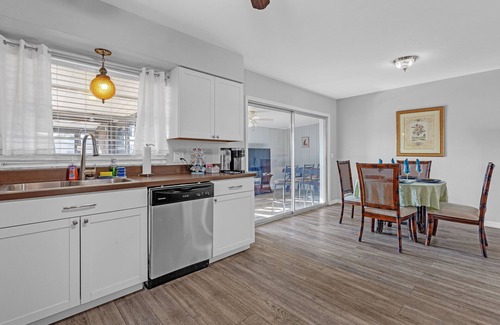Inverness Casa | Waterfront Retreat W/ Canal Access 3 Bedroom Home