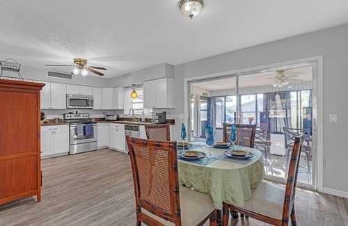 Inverness Casa | Waterfront Retreat W/ Canal Access 3 Bedroom Home