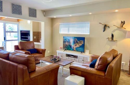 Vineta Apartamento | Waterfront Seaview Cottage F4